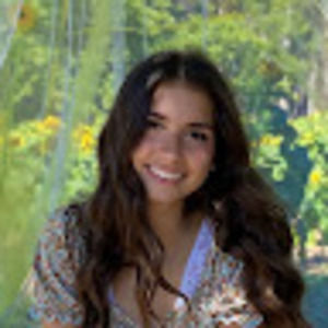Meet your Posher, Elena